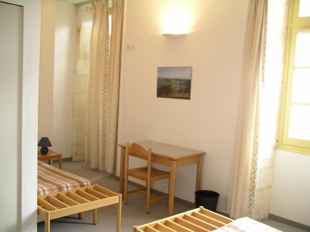 Hôtel Abbaye Royale à Saint-Jean-dʼAngély Chambre photo
