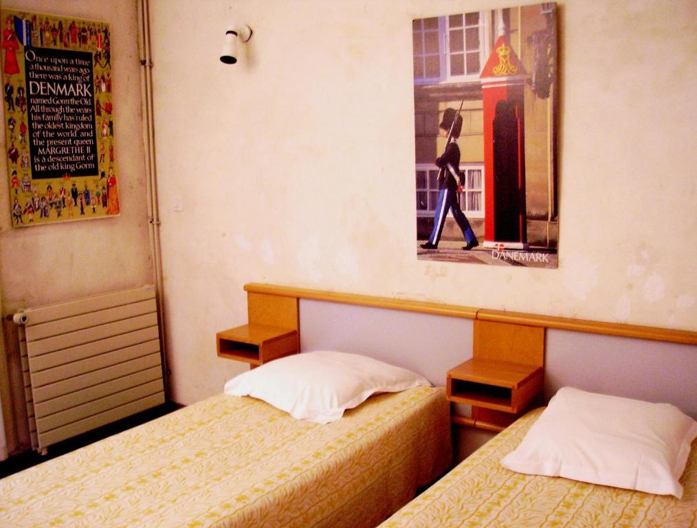 Hôtel Abbaye Royale à Saint-Jean-dʼAngély Chambre photo